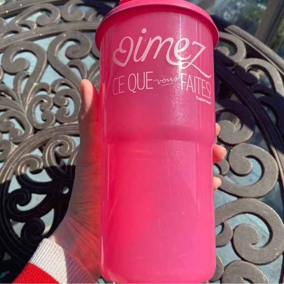 Tupperware - Pink tumbler Love what you do 875 ml - Picture 6 of 9